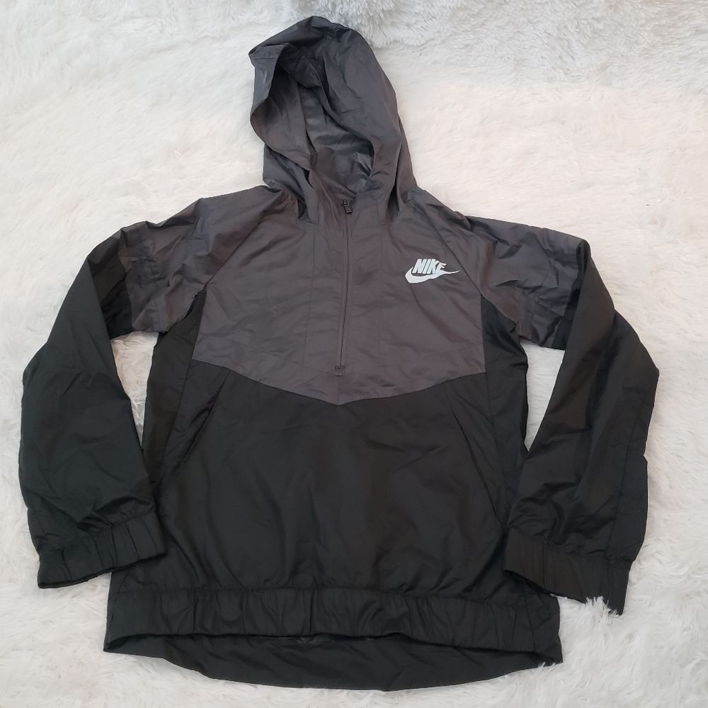🧥 Nike Kids Windbreaker Jacket